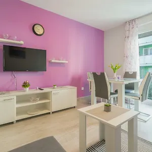 https://lavanda-zadar-new-apartment.hotelinzadar.com